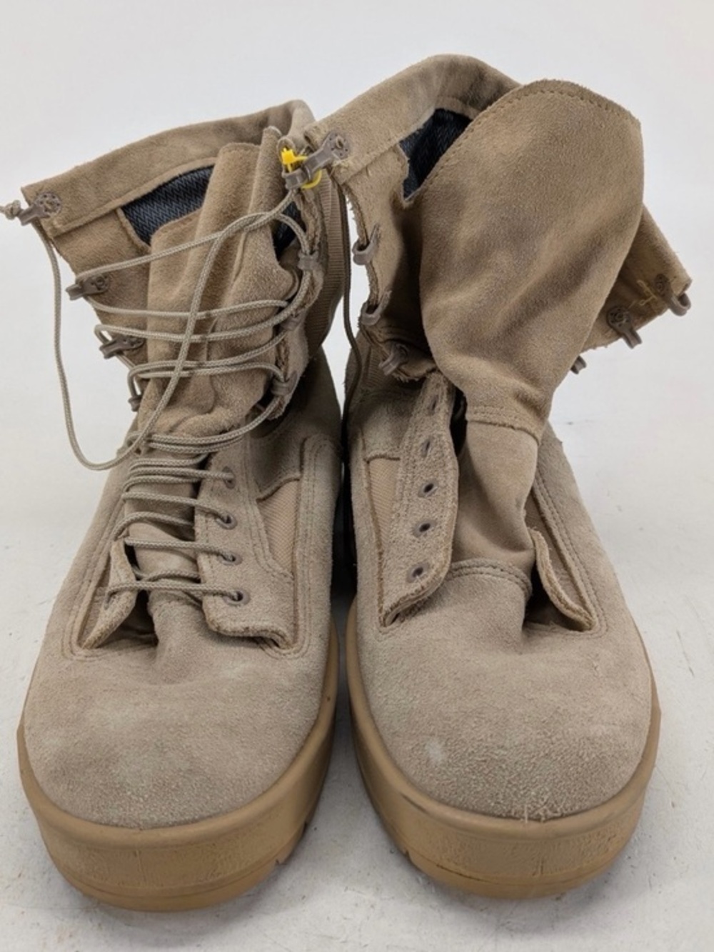 Wellco US Army Flight Combat Vehicle Crewman Boots Tan Desert Vibram Size 11.5 W